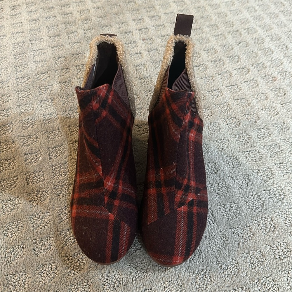 Toms Flannel Boots